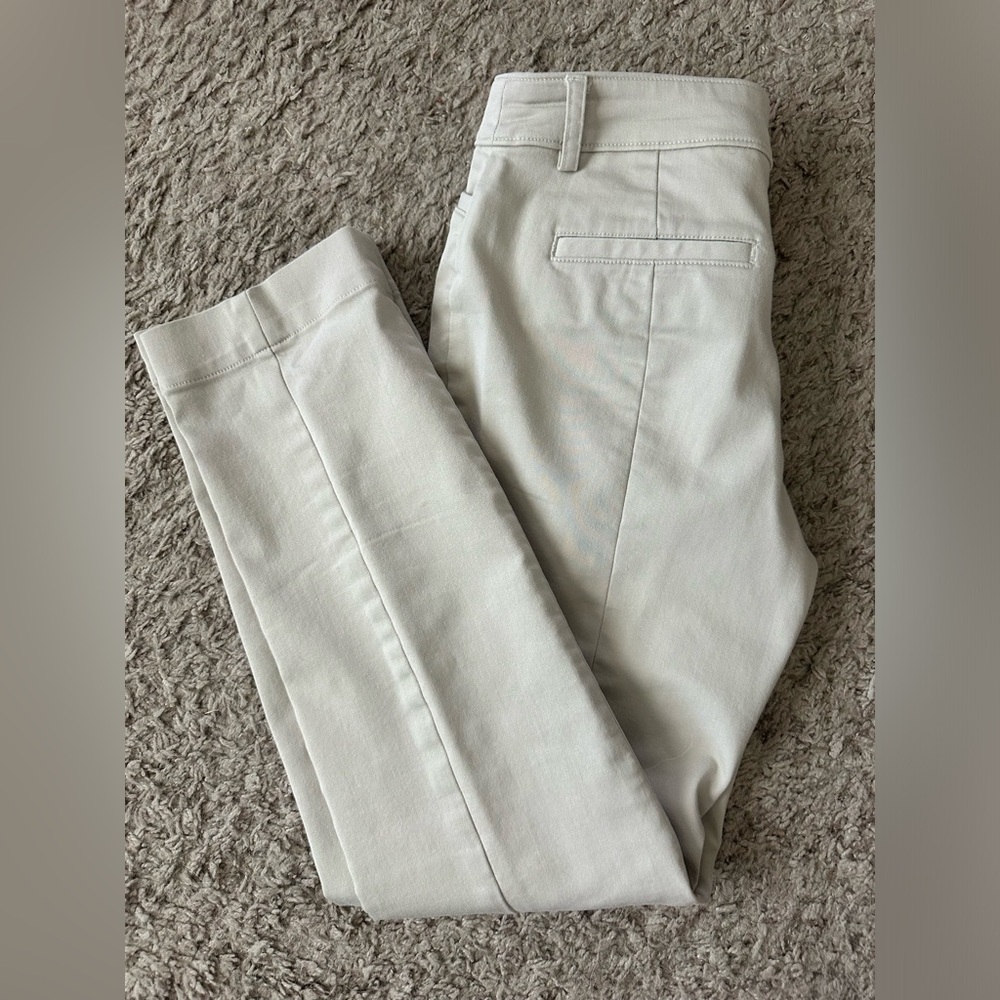 Like new Express chinos